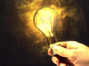 Co z ceną prądu w przyszłym roku? Minister kontra spółki energetyczne