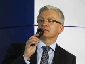 "Polacy pomagali nazistom" - "Jaśkowiak chce przywrócić Polakom prawdziwe poczucie wspólnoty?"