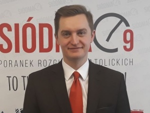 Sebastian Kaleta: Przeanalizowałem życiorys p. Piotrowicza. Jego epizod w PZPR budzi moje wątpliwości