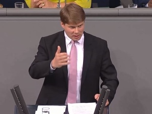 Niemiecki deputowany o sankcjach USA ws. NS2: "Podłość. Akt agresywnej polityki ekonomicznej"
