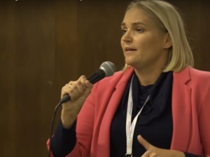 Dominika Figurska - Chorosińska zastąpi Magdalenę Biejat w komisji ds. polityki społecznej o rodziny