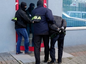 CBA zatrzymuje pracowników samorządowych w Krakowie. Chodzi o przetargi na mieszkania
