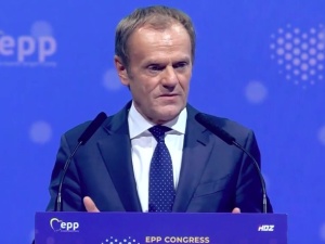 Tusk: "Ubawiłem się do łez, gdy Kaczyński narzekał na ulicę i zagranicę”