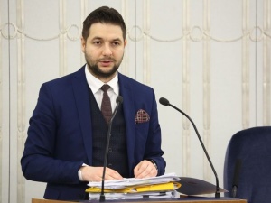 RMF: Najnowszy raport NIK uderzy w sztandarowy program Patryka Jakiego "Praca dla więźniów"