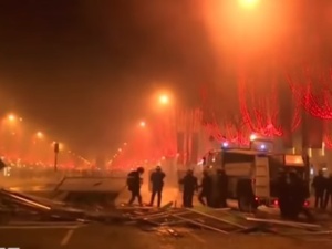 [video] Kolejny dzien strajków. Francja pogrąża się w chaosie