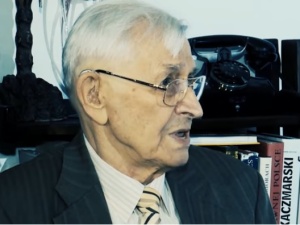 Moczulski oburzony odznaczeniem dla szefa NIK. "Rozwiązuję kapitułę Konfederacji Polski Niepodegłej"