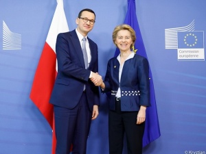"Era przytakiwaczy od nakładania marynarek się skończyła". Komentarze po decyzji RE ws. neutralności