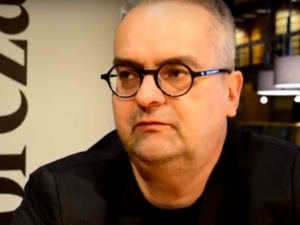 "Ten żart był osadzony w rzeczywistości". Czuchnowski wygrał z PiS - wg. sądu mógł nazwać partię "mafią'