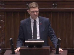 W rocznicę masakry w "Wujku" Lewica złoży projekt przywrócenia wysokich emerytur funkcjonariuszom PRL