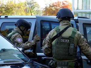 CBA: Znany szczeciński adwokat i były policjant zatrzymani. W zamian za korzyści majątkowe obiecali...