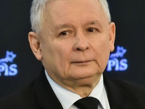 Czy oni mają jakieś granice? "Obrońcy demokracji" w nocy robili happening pod domem J. Kaczyńskiego