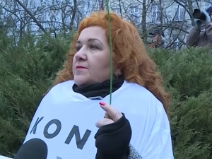 Ruda z KOD-u skasowała tweeta, w którym życzyła Kaczyńskiemu bólu, bo... "ma dosyć nienawiści"
