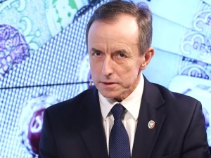 "Brzydka prywatyzacja konta całej izby". Publiczny profil Senatu na TT tubą marszałka Grodzkiego?