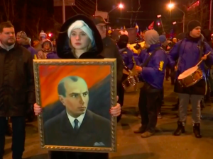 [video] Kijów: Około 1000 osób przeszło ulicami miasta z okazji rocznicy urodzin Stepana Bandery
