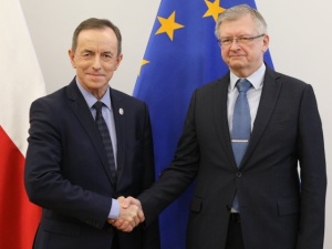 Samowolne spotkanie Grodzkiego z ambasadorem Rosji? MSZ: "Naszych sugestii nie uwzględniono"