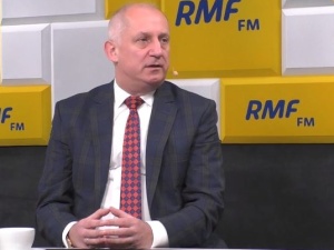 [video] "I to jest właśnie doktryna Neumanna". Neumann broni Grodzkiego, red. Mazurek odpowiada