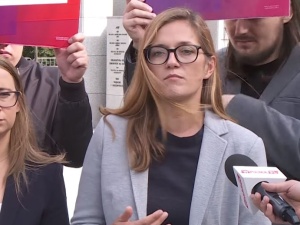 Kontrowersyjna przewodnicząca z Lewicy odwołana. "Sprawowanie przez nią tej funkcji to kpina z Państwa"