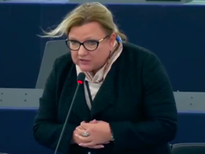 „Oprawca chodzi nadal na wolności, a ja codziennie drżę, czy nie podpali mojego domu”