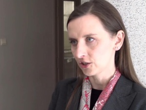 „Brzydzę się tym. Naruszacie prawo człowieka do godności”. Spurek w obronie... posłanki PiS