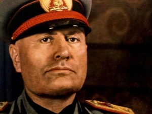 Żenada. Dyrektor szczecińskiej opery porównuje prezydenta Dudę do... Mussoliniego