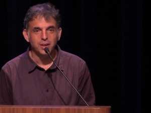 Etgar Keret: "Netanjahu kompletnie zmarginalizował wojenne losy Polaków. To absolutny skandal..."