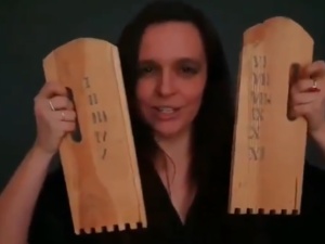 [video] KO nie dała Jachirze poszaleć w Sejmie, więc wyżyła się na TT. "Dekalog PiS" - "Co na to lekarz?"