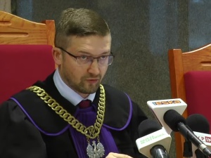 "To już nie potyczki, to otwarta wojna". KOMENTARZE internautów po decyzji ws. sędziego Juszczyszyna