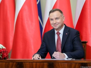 "Orędzie Grodzkiego za 3-2-1...". Gorące komentarze po podpisaniu ustaw sądowych przez PAD
