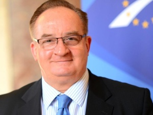 Jest petycja ws. przemocy Francji wobec obywateli. Saryusz-Wolski: "Wysłałem ją do wszystkich europosłów"