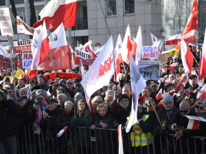 [Nasza fotorelacja] Solidarność na proteście przed Trybunałem Konstytucyjnym