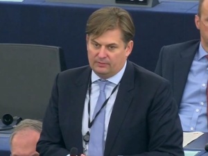 [video] Niemiecki europoseł: "Jestem zdumiony, jak polscy eurodeputowani odnoszą się do własnej ojczyzny"