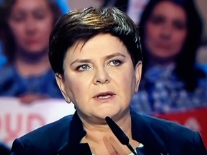 Beata Szydło: "Jesteśmy biało - czerwoną drużyną, na której czele stoi Andrzej Duda"