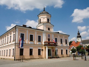 Francuska gmina zrywa stosunki z polskim miastem partnerskim Tuchów. Przyczyną uchwała o LGBT