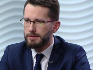 Radosław Fogiel o Halickim: Odrażające pogrywanie dramatem chorych i ich rodzin