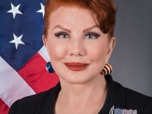 Ambasador Mosbacher: Sprawa praworządności w Polsce jest upolityczniona. UE używa jej do własnych celów