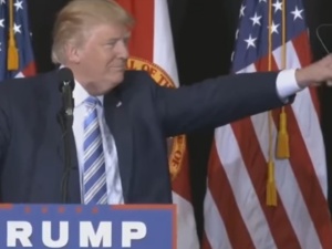 Brzmi znajomo? Der Spiegel: "Trump wykorzystuje sądownictwo. Autokrata. Demokracja się chwieje"