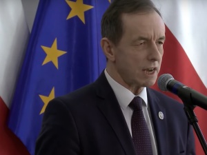 Internauci komentują przed wynikiem testu Marszałka Grodzkiego na koronawirusa: Nieodpowiedzialność