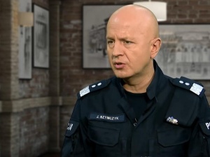 Komendant Główny Policji: Policjanci będą kontrolowali miejsca pobytu osób objętych kwarantanną