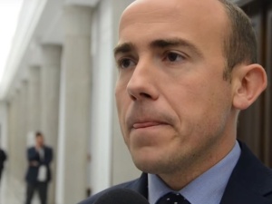 Grzegorz GrzechG Gołębiewski: Platforma "walczy" z koronawirusem