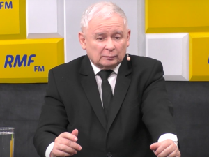 „Panie redaktorze, zadaje pan pytania niezwykle intymne”. Szef PiS zapytany o katastrofę smoleńską