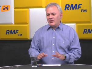 Mazurek prosi LOTdoDomu o transport na południe Afryki: "Ja nie będę marudził, że tylko kanapki..."