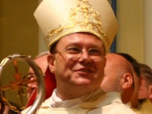 Abp Paolo Pezzi: "Ignorowanie ryzyka zakażenia to łamanie V przykazania"