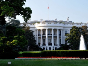 Petycja do prezydenta Trumpa o pociągnięcie rządu Chin do odpowiedzialności za pandemię koronawirusa