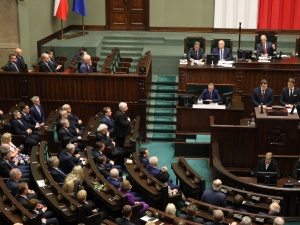 Sejmowa komisja finansów przeciw większości senackich poprawek do specustawy z tarczy antykryzysowej