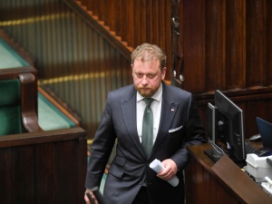 Sejm uchwalił specustawę w związku z epidemią COVID-19. Zarządzono przerwę w obradach