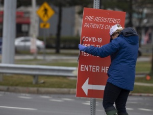USA. Już ponad 300 tys. wykrytych przypadków koronawirusa. Ponad 8,1 tysięcy ofiar śmiertelnych
