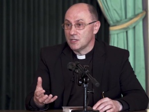 Abp Polak o Wielkanocy: To są święta życia. Więc dlaczego mamy czynić z nich święta śmierci?