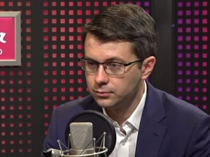 Müller: w poniedziałek i wtorek posiedzenie Zespołu Kryzysowego ws. wprowadzonych ograniczeń