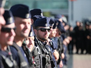 "Jeśli wszystkie ręce na pokład to my zgłaszamy się do służby". Poznańscy policjanci rezygnują z urlopów