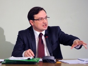 Kontrowersje wokół śmierci ojca Zbigniewa Ziobry. Ostra wymiana zdań w Sejmie